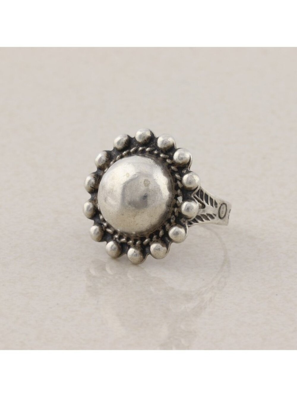Sterling Silver Flower Ring Size 6